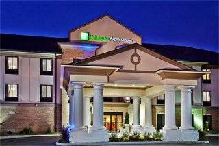 Holiday Inn Hotel Exterior at night