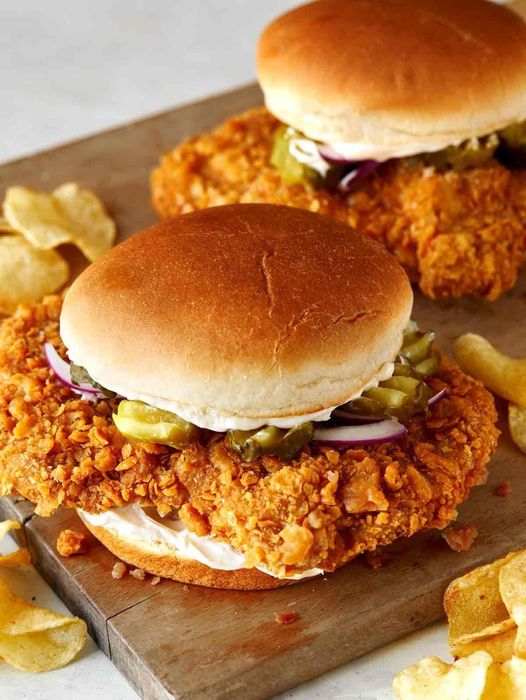 Messers Bar and Grill Chicken Sandwich